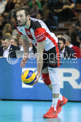  25.11.2015 RZESZOW<br />SIATKOWKA PLUSLIGA 2015/2016 MEN VOLLEYBALL POLAND POLISH PLUS LIGA LEAGUE SEASON 2015/2016<br />MECZ ASSECO RESOVIA RZESZOW - ZAKSA KEDZIERZYN KOZLE<br />N/Z JULIEN LYNEEL SYLWETKA <br /> 