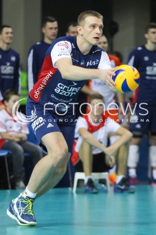  25.11.2015 RZESZOW<br />SIATKOWKA PLUSLIGA 2015/2016 MEN VOLLEYBALL POLAND POLISH PLUS LIGA LEAGUE SEASON 2015/2016<br />MECZ ASSECO RESOVIA RZESZOW - ZAKSA KEDZIERZYN KOZLE<br />N/Z LUKASZ WISNIEWSKI SYLWETKA <br /> 