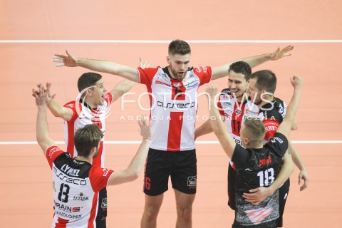  25.11.2015 RZESZOW<br />SIATKOWKA PLUSLIGA 2015/2016 MEN VOLLEYBALL POLAND POLISH PLUS LIGA LEAGUE SEASON 2015/2016<br />MECZ ASSECO RESOVIA RZESZOW - ZAKSA KEDZIERZYN KOZLE<br />N/Z DAWID DRYJA FABIAN DRZYZGA NIKOLAY PENCHEV ( NIKOLAJ PENCZEW ) RADOSC EMOCJE <br /> 