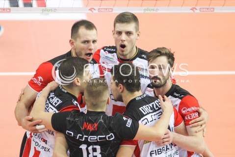  25.11.2015 RZESZOW<br />SIATKOWKA PLUSLIGA 2015/2016 MEN VOLLEYBALL POLAND POLISH PLUS LIGA LEAGUE SEASON 2015/2016<br />MECZ ASSECO RESOVIA RZESZOW - ZAKSA KEDZIERZYN KOZLE<br />N/Z BARTOSZ KUREK DMYTRO PASHYTSKYY ( PASZYCKI ) JULIEN LYNEEL RADOSC EMOCJE <br /> 