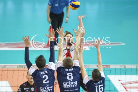  25.11.2015 RZESZOW<br />SIATKOWKA PLUSLIGA 2015/2016 MEN VOLLEYBALL POLAND POLISH PLUS LIGA LEAGUE SEASON 2015/2016<br />MECZ ASSECO RESOVIA RZESZOW - ZAKSA KEDZIERZYN KOZLE<br />N/Z JULIEN LYNEEL <br /> 