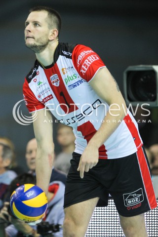  25.11.2015 RZESZOW<br />SIATKOWKA PLUSLIGA 2015/2016 MEN VOLLEYBALL POLAND POLISH PLUS LIGA LEAGUE SEASON 2015/2016<br />MECZ ASSECO RESOVIA RZESZOW - ZAKSA KEDZIERZYN KOZLE<br />N/Z BARTOSZ KUREK SYLWETKA <br /> 