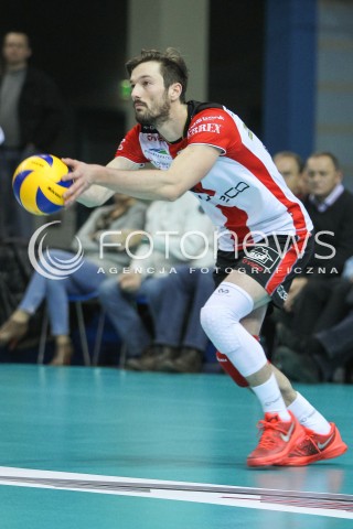  25.11.2015 RZESZOW<br />SIATKOWKA PLUSLIGA 2015/2016 MEN VOLLEYBALL POLAND POLISH PLUS LIGA LEAGUE SEASON 2015/2016<br />MECZ ASSECO RESOVIA RZESZOW - ZAKSA KEDZIERZYN KOZLE<br />N/Z JULIEN LYNEEL SYLWETKA <br /> 