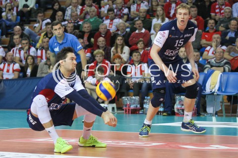  25.11.2015 RZESZOW<br />SIATKOWKA PLUSLIGA 2015/2016 MEN VOLLEYBALL POLAND POLISH PLUS LIGA LEAGUE SEASON 2015/2016<br />MECZ ASSECO RESOVIA RZESZOW - ZAKSA KEDZIERZYN KOZLE<br />N/Z KEVIN TILLIE SAM DEROO <br /> 