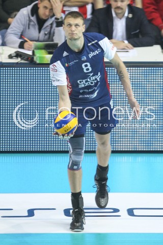  25.11.2015 RZESZOW<br />SIATKOWKA PLUSLIGA 2015/2016 MEN VOLLEYBALL POLAND POLISH PLUS LIGA LEAGUE SEASON 2015/2016<br />MECZ ASSECO RESOVIA RZESZOW - ZAKSA KEDZIERZYN KOZLE<br />N/Z JURIJ GLADYR SYLWETKA <br /> 