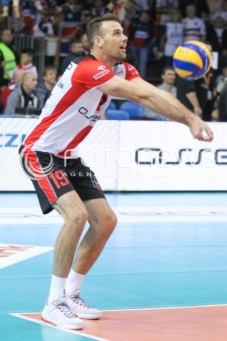  25.11.2015 RZESZOW<br />SIATKOWKA PLUSLIGA 2015/2016 MEN VOLLEYBALL POLAND POLISH PLUS LIGA LEAGUE SEASON 2015/2016<br />MECZ ASSECO RESOVIA RZESZOW - ZAKSA KEDZIERZYN KOZLE<br />N/Z RUSSELL HOLMES SYLWETKA <br /> 
