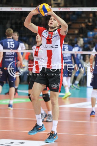  25.11.2015 RZESZOW<br />SIATKOWKA PLUSLIGA 2015/2016 MEN VOLLEYBALL POLAND POLISH PLUS LIGA LEAGUE SEASON 2015/2016<br />MECZ ASSECO RESOVIA RZESZOW - ZAKSA KEDZIERZYN KOZLE<br />N/Z BARTOSZ KUREK SYLWETKA <br /> 