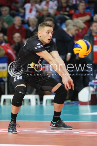  25.11.2015 RZESZOW<br />SIATKOWKA PLUSLIGA 2015/2016 MEN VOLLEYBALL POLAND POLISH PLUS LIGA LEAGUE SEASON 2015/2016<br />MECZ ASSECO RESOVIA RZESZOW - ZAKSA KEDZIERZYN KOZLE<br />N/Z DAMIAN WOJTASZEK SYLWETKA <br /> 