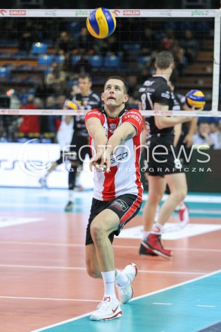  29.11.2015 RZESZOW<br />SIATKOWKA PLUSLIGA 2015/2016 MEN VOLLEYBALL POLAND POLISH PLUS LIGA LEAGUE SEASON 2015/2016<br />MECZ ASSECO RESOVIA RZESZOW - CUPRUM LUBIN<br />N/Z BARTOSZ KUREK SYLWETKA <br /> 