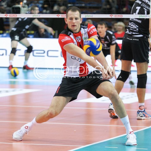  29.11.2015 RZESZOW<br />SIATKOWKA PLUSLIGA 2015/2016 MEN VOLLEYBALL POLAND POLISH PLUS LIGA LEAGUE SEASON 2015/2016<br />MECZ ASSECO RESOVIA RZESZOW - CUPRUM LUBIN<br />N/Z BARTOSZ KUREK SYLWETKA <br /> 