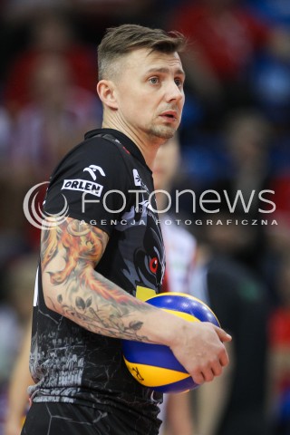  29.11.2015 RZESZOW<br />SIATKOWKA PLUSLIGA 2015/2016 MEN VOLLEYBALL POLAND POLISH PLUS LIGA LEAGUE SEASON 2015/2016<br />MECZ ASSECO RESOVIA RZESZOW - CUPRUM LUBIN<br />N/Z KRZYSZTOF IGNACZAK SYLWETKA <br /> 