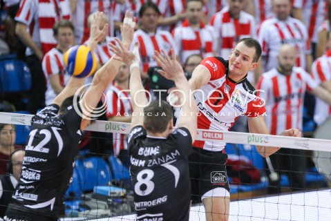  29.11.2015 RZESZOW<br />SIATKOWKA PLUSLIGA 2015/2016 MEN VOLLEYBALL POLAND POLISH PLUS LIGA LEAGUE SEASON 2015/2016<br />MECZ ASSECO RESOVIA RZESZOW - CUPRUM LUBIN<br />N/Z BARTOSZ KUREK <br /> 