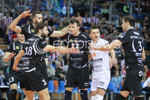  29.11.2015 RZESZOW<br />SIATKOWKA PLUSLIGA 2015/2016 MEN VOLLEYBALL POLAND POLISH PLUS LIGA LEAGUE SEASON 2015/2016<br />MECZ ASSECO RESOVIA RZESZOW - CUPRUM LUBIN<br />N/Z WOJCIECH WLODARCZYK PAWEL RUSEK MARCIN MOZDZONEK RADOSC EMOCJE <br /> 