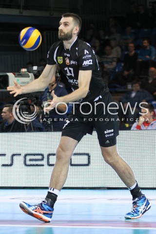  29.11.2015 RZESZOW<br />SIATKOWKA PLUSLIGA 2015/2016 MEN VOLLEYBALL POLAND POLISH PLUS LIGA LEAGUE SEASON 2015/2016<br />MECZ ASSECO RESOVIA RZESZOW - CUPRUM LUBIN<br />N/Z MARCIN MOZDZONEK SYLWETKA <br /> 