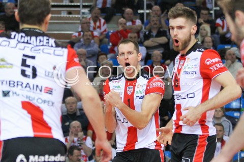  29.11.2015 RZESZOW<br />SIATKOWKA PLUSLIGA 2015/2016 MEN VOLLEYBALL POLAND POLISH PLUS LIGA LEAGUE SEASON 2015/2016<br />MECZ ASSECO RESOVIA RZESZOW - CUPRUM LUBIN<br />N/Z BARTOSZ KUREK DAWID DRYJA RADOSC EMOCJE <br /> 