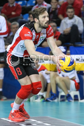  29.11.2015 RZESZOW<br />SIATKOWKA PLUSLIGA 2015/2016 MEN VOLLEYBALL POLAND POLISH PLUS LIGA LEAGUE SEASON 2015/2016<br />MECZ ASSECO RESOVIA RZESZOW - CUPRUM LUBIN<br />N/Z JULIEN LYNEEL SYLWETKA <br /> 