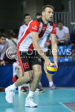  29.11.2015 RZESZOW<br />SIATKOWKA PLUSLIGA 2015/2016 MEN VOLLEYBALL POLAND POLISH PLUS LIGA LEAGUE SEASON 2015/2016<br />MECZ ASSECO RESOVIA RZESZOW - CUPRUM LUBIN<br />N/Z RUSSELL HOLMES SYLWETKA <br /> 