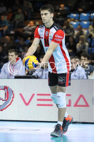  29.11.2015 RZESZOW<br />SIATKOWKA PLUSLIGA 2015/2016 MEN VOLLEYBALL POLAND POLISH PLUS LIGA LEAGUE SEASON 2015/2016<br />MECZ ASSECO RESOVIA RZESZOW - CUPRUM LUBIN<br />N/Z ALEKSANDER SLIWKA SYLWETKA <br /> 
