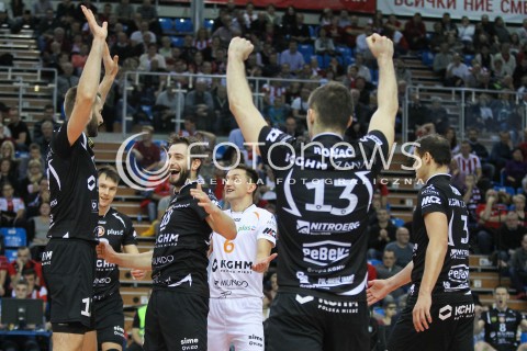  29.11.2015 RZESZOW<br />SIATKOWKA PLUSLIGA 2015/2016 MEN VOLLEYBALL POLAND POLISH PLUS LIGA LEAGUE SEASON 2015/2016<br />MECZ ASSECO RESOVIA RZESZOW - CUPRUM LUBIN<br />N/Z GRZEGORZ LOMACZ PAWEL RUSEK MATEUSZ MALINOWSKI RADOSC EMOCJE WYGRANA ZWYCIESTWO<br /> 