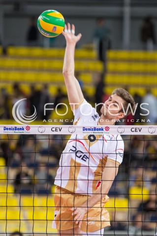  01.12.2015 LODZ POLAND<br />
SIATKOWKA LIGA MISTRZOW MEN CEV VOLLEYBALL CHAMPIONS LEAGUE 2015/2016<br />
MATCH PGE SKRA BELCHATOW - KNACK ROESELARE<br />
N/Z KAROL KLOS SYLWETKA<br />
 