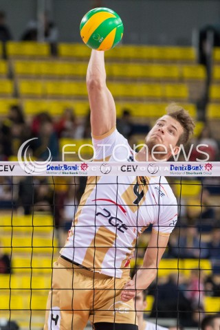  01.12.2015 LODZ POLAND<br />
SIATKOWKA LIGA MISTRZOW MEN CEV VOLLEYBALL CHAMPIONS LEAGUE 2015/2016<br />
MATCH PGE SKRA BELCHATOW - KNACK ROESELARE<br />
N/Z MARIUSZ MARCYNIAK SYLWETKA<br />
 