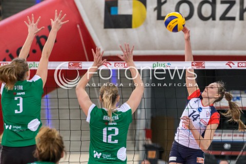  02.12.2015 LODZ SIATKOWKA ORLEN LIGA SEZON 2015/2016 VOLLEYBALL POLISH SEASON <br />
BEEF MASTER BUDOWLANI LODZ - IMPEL WROCLAW<br />
N/Z EWELINA BRZEZINSKA<br />
 