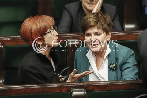  02.12.2015 WARSZAWA SEJM<br />TRZECIE POSIEDZENIE SEJMU VIII KADENCJI<br />N/Z ELZBIETA RAFALSKA PREMIER BEATA SZYDLO<br /> 