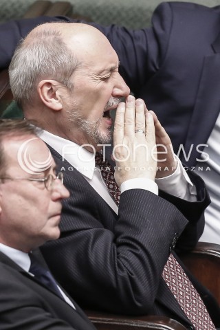  02.12.2015 WARSZAWA SEJM<br />TRZECIE POSIEDZENIE SEJMU VIII KADENCJI<br />N/Z ANTONI MACIEREWICZ ZIEWA<br /> 