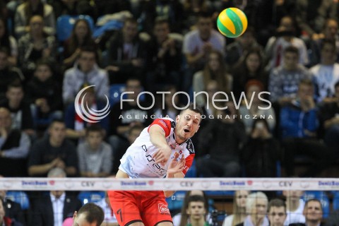  02.12.2015 RZESZOW POLAND<br />SIATKOWKA LIGA MISTRZOW <br />MEN CEV VOLLEYBALL CHAMPIONS LEAGUE 2015/2016<br />MATCH ASSECO RESOVIA - VOLLEY ASSE LENNIK <br />N/Z OLIEG ACHREM ( ALEH AKHREM ) SYLWETKA <br /> 