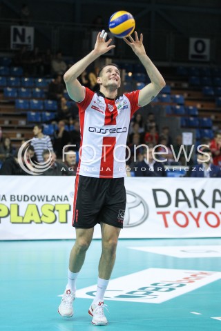  05.12.2015 RZESZOW<br />
SIATKOWKA PLUSLIGA 2015/2016 MEN VOLLEYBALL POLAND POLISH PLUS LIGA LEAGUE SEASON 2015/2016<br />
MECZ ASSECO RESOVIA RZESZOW - AZS POLITECHNIKA WARSZAWSKA<br />
N/Z BARTOSZ KUREK SYLWETKA <br />
 