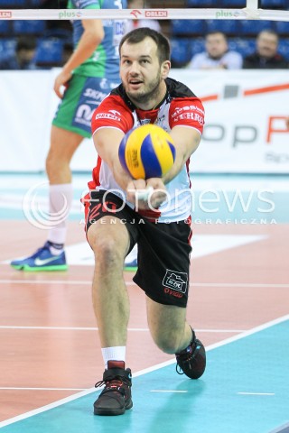  05.12.2015 RZESZOW<br />
SIATKOWKA PLUSLIGA 2015/2016 MEN VOLLEYBALL POLAND POLISH PLUS LIGA LEAGUE SEASON 2015/2016<br />
MECZ ASSECO RESOVIA RZESZOW - AZS POLITECHNIKA WARSZAWSKA<br />
N/Z DOMINIK WITCZAK SYLWETKA <br />
 