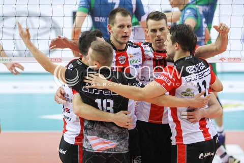  05.12.2015 RZESZOW<br />SIATKOWKA PLUSLIGA 2015/2016 MEN VOLLEYBALL POLAND POLISH PLUS LIGA LEAGUE SEASON 2015/2016<br />MECZ ASSECO RESOVIA RZESZOW - AZS POLITECHNIKA WARSZAWSKA<br />N/Z BARTOSZ KUREK RUSSELL HOLMES RADOSC EMOCJE <br /> 