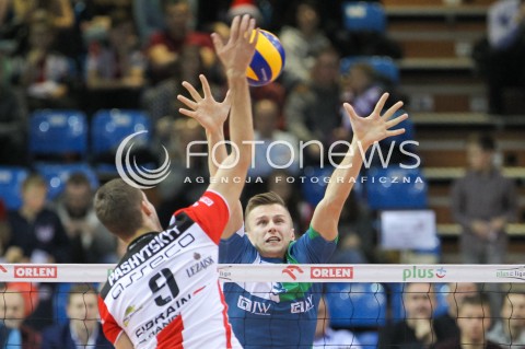  05.12.2015 RZESZOW<br />SIATKOWKA PLUSLIGA 2015/2016 MEN VOLLEYBALL POLAND POLISH PLUS LIGA LEAGUE SEASON 2015/2016<br />MECZ ASSECO RESOVIA RZESZOW - AZS POLITECHNIKA WARSZAWSKA<br />N/Z PRZEMYSLAW SMOLINSKI BLOK<br /> 