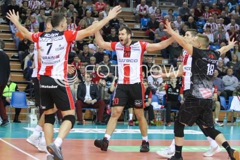  05.12.2015 RZESZOW<br />SIATKOWKA PLUSLIGA 2015/2016 MEN VOLLEYBALL POLAND POLISH PLUS LIGA LEAGUE SEASON 2015/2016<br />MECZ ASSECO RESOVIA RZESZOW - AZS POLITECHNIKA WARSZAWSKA<br />N/Z DOMINIK WITCZAK RADOSC EMOCJE <br /> 