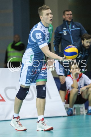 05.12.2015 RZESZOW<br />SIATKOWKA PLUSLIGA 2015/2016 MEN VOLLEYBALL POLAND POLISH PLUS LIGA LEAGUE SEASON 2015/2016<br />MECZ ASSECO RESOVIA RZESZOW - AZS POLITECHNIKA WARSZAWSKA<br />N/Z PAWEL MIKOLAJCZAK SYLWETKA <br /> 