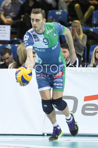 05.12.2015 RZESZOW<br />SIATKOWKA PLUSLIGA 2015/2016 MEN VOLLEYBALL POLAND POLISH PLUS LIGA LEAGUE SEASON 2015/2016<br />MECZ ASSECO RESOVIA RZESZOW - AZS POLITECHNIKA WARSZAWSKA<br />N/Z GUILLAUME SAMICA SYLWETKA <br /> 