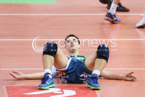  05.12.2015 RZESZOW<br />SIATKOWKA PLUSLIGA 2015/2016 MEN VOLLEYBALL POLAND POLISH PLUS LIGA LEAGUE SEASON 2015/2016<br />MECZ ASSECO RESOVIA RZESZOW - AZS POLITECHNIKA WARSZAWSKA<br />N/Z MACIEJ OLENDEREK PORAZKA PRZEGRANA<br /> 