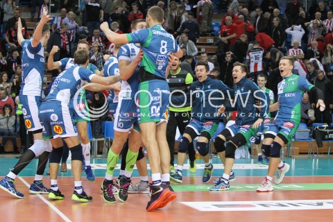  05.12.2015 RZESZOW<br />SIATKOWKA PLUSLIGA 2015/2016 MEN VOLLEYBALL POLAND POLISH PLUS LIGA LEAGUE SEASON 2015/2016<br />MECZ ASSECO RESOVIA RZESZOW - AZS POLITECHNIKA WARSZAWSKA<br />N/Z RADOSC WYGRANA ZWYCIESTWO SIATKARZY AZS POLITECHNIKI WARSZAWSKIEJ<br /> 