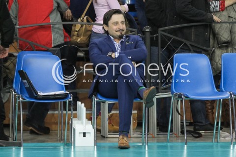 05.12.2015 RZESZOW<br />
SIATKOWKA PLUSLIGA 2015/2016 MEN VOLLEYBALL POLAND POLISH PLUS LIGA LEAGUE SEASON 2015/2016<br />
MECZ ASSECO RESOVIA RZESZOW - AZS POLITECHNIKA WARSZAWSKA<br />
N/Z JAKUB BEDNARUK - I TRENER ( HEAD COACH ) SYLWETKA <br />
 