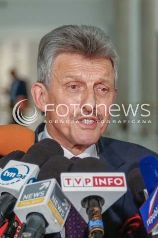  09.12.2015 WARSZAWA SEJM<br />CZWARTE POSIEDZENIE SEJMU VIII KADENCJI<br />N/Z STANISLAW PIOTROWICZ<br /> 
