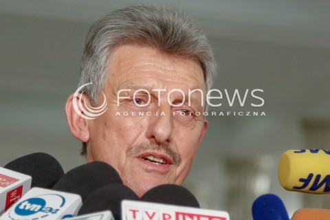  09.12.2015 WARSZAWA SEJM<br />CZWARTE POSIEDZENIE SEJMU VIII KADENCJI<br />N/Z STANISLAW PIOTROWICZ<br /> 