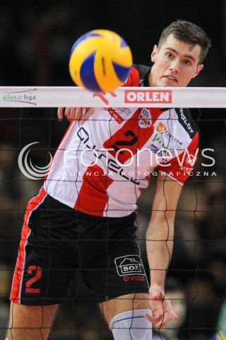  12.12.2015 RZESZOW<br />SIATKOWKA PLUSLIGA 2015/2016 MEN VOLLEYBALL POLAND POLISH PLUS LIGA LEAGUE SEASON 2015/2016<br />MECZ ASSECO RESOVIA RZESZOW - INDYKPOL AZS OLSZTYN<br />N/Z THOMAS JAESCHKE SYLWETKA ATAK<br /> 