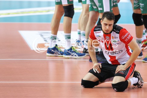  12.12.2015 RZESZOW<br />SIATKOWKA PLUSLIGA 2015/2016 MEN VOLLEYBALL POLAND POLISH PLUS LIGA LEAGUE SEASON 2015/2016<br />MECZ ASSECO RESOVIA RZESZOW - INDYKPOL AZS OLSZTYN<br />N/Z FABIAN DRZYZGA SMUTEK PORAZKA PRZEGRANA EMOCJE<br /> 