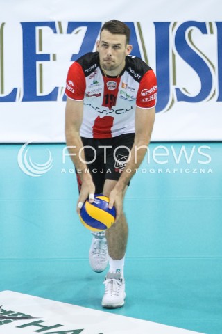  12.12.2015 RZESZOW<br />SIATKOWKA PLUSLIGA 2015/2016 MEN VOLLEYBALL POLAND POLISH PLUS LIGA LEAGUE SEASON 2015/2016<br />MECZ ASSECO RESOVIA RZESZOW - INDYKPOL AZS OLSZTYN<br />N/Z RUSSELL HOLMES SYLWETKA <br /> 