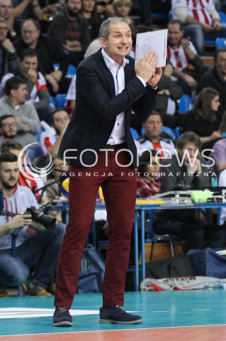  12.12.2015 RZESZOW<br />SIATKOWKA PLUSLIGA 2015/2016 MEN VOLLEYBALL POLAND POLISH PLUS LIGA LEAGUE SEASON 2015/2016<br />MECZ ASSECO RESOVIA RZESZOW - INDYKPOL AZS OLSZTYN<br />N/Z ANDRZEJ KOWAL - I TRENER ( HEAD COACH ) SYLWETKA <br /> 
