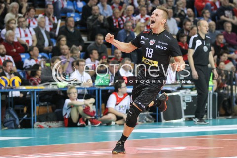  12.12.2015 RZESZOW<br />SIATKOWKA PLUSLIGA 2015/2016 MEN VOLLEYBALL POLAND POLISH PLUS LIGA LEAGUE SEASON 2015/2016<br />MECZ ASSECO RESOVIA RZESZOW - INDYKPOL AZS OLSZTYN<br />N/Z DAMIAN WOJTASZEK RADOSC EMOCJE SYLWETKA <br /> 