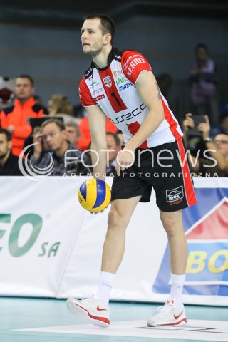  12.12.2015 RZESZOW<br />SIATKOWKA PLUSLIGA 2015/2016 MEN VOLLEYBALL POLAND POLISH PLUS LIGA LEAGUE SEASON 2015/2016<br />MECZ ASSECO RESOVIA RZESZOW - INDYKPOL AZS OLSZTYN<br />N/Z BARTOSZ KUREK SYLWETKA <br /> 