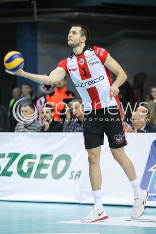  12.12.2015 RZESZOW<br />SIATKOWKA PLUSLIGA 2015/2016 MEN VOLLEYBALL POLAND POLISH PLUS LIGA LEAGUE SEASON 2015/2016<br />MECZ ASSECO RESOVIA RZESZOW - INDYKPOL AZS OLSZTYN<br />N/Z BARTOSZ KUREK SYLWETKA <br /> 