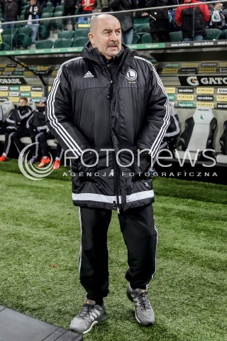  13.12.2015 WARSZAWA PILKA NOZNA <br />FOOTBALL EKSTRAKLASA STADION LEGII<br />MECZ LEGIA WARSZAWA - PIAST GLIWICE<br />N/Z TRENER LEGII STANISLAW CZERCZESOW<br /> 