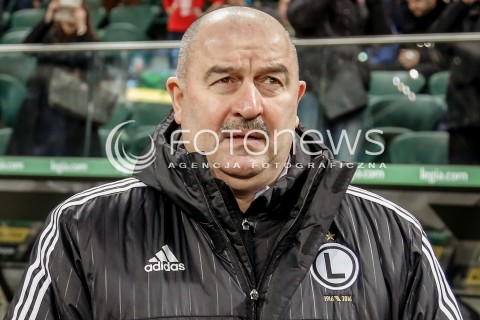  13.12.2015 WARSZAWA PILKA NOZNA <br />FOOTBALL EKSTRAKLASA STADION LEGII<br />MECZ LEGIA WARSZAWA - PIAST GLIWICE<br />N/Z TRENER LEGII STANISLAW CZERCZESOW<br /> 